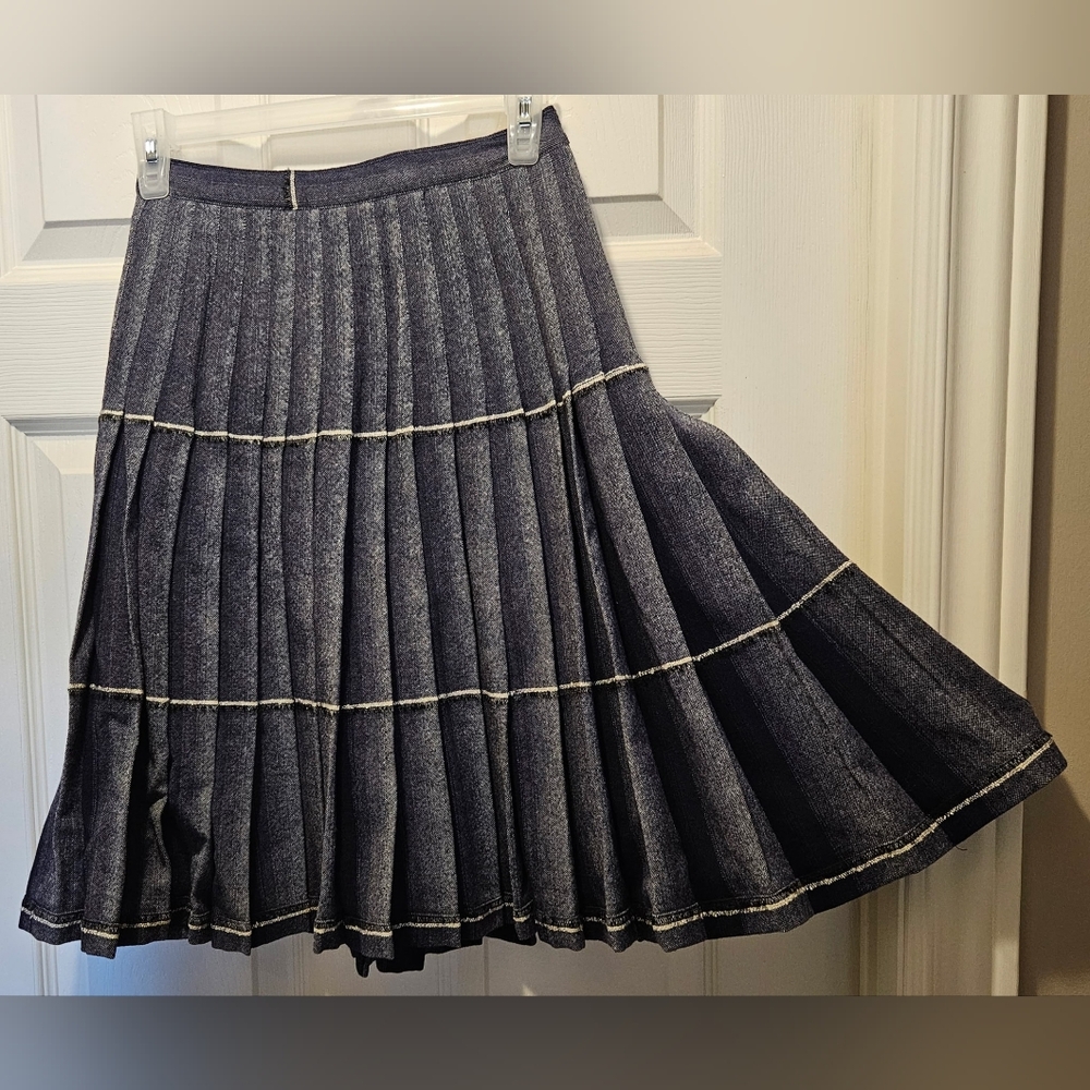 Sportrite Navy Ombre Pleated Reversible Skirt